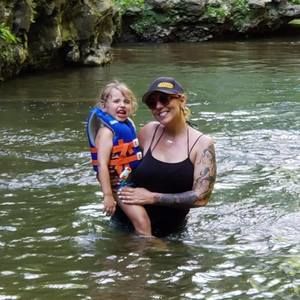 Meet your Posher, Lynn